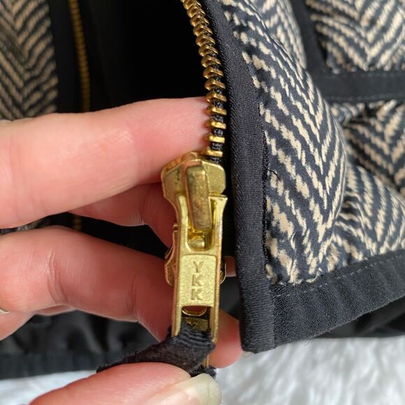 J. Crew Vest Down Waterfowl Feathers Filled Quilted Herringbone Womens - Picture 7 of 9